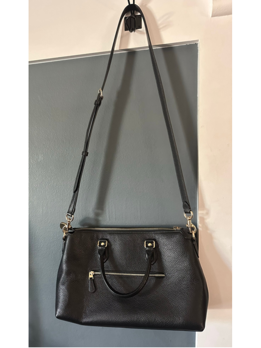 Women's Coach Black Leather Satchel Handbag - Picture 3 of 10